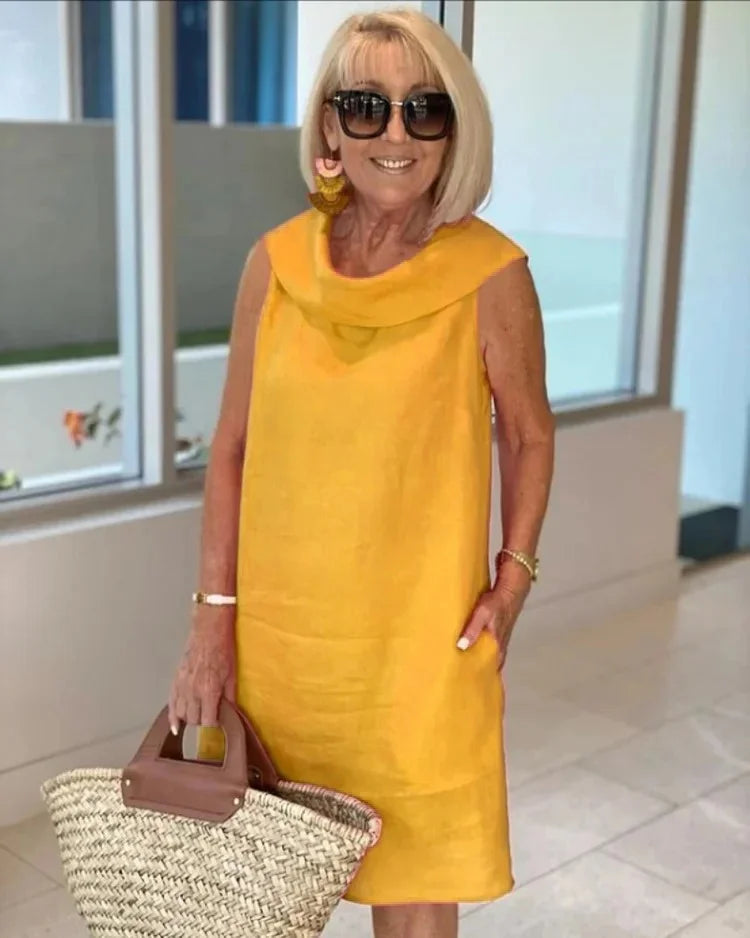 Perla – Sleeveless Tuck Dress with Round Neck