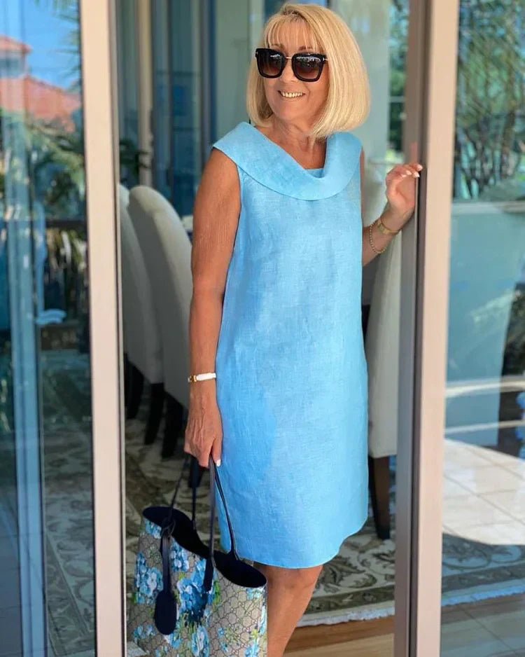 Perla – Sleeveless Tuck Dress with Round Neck