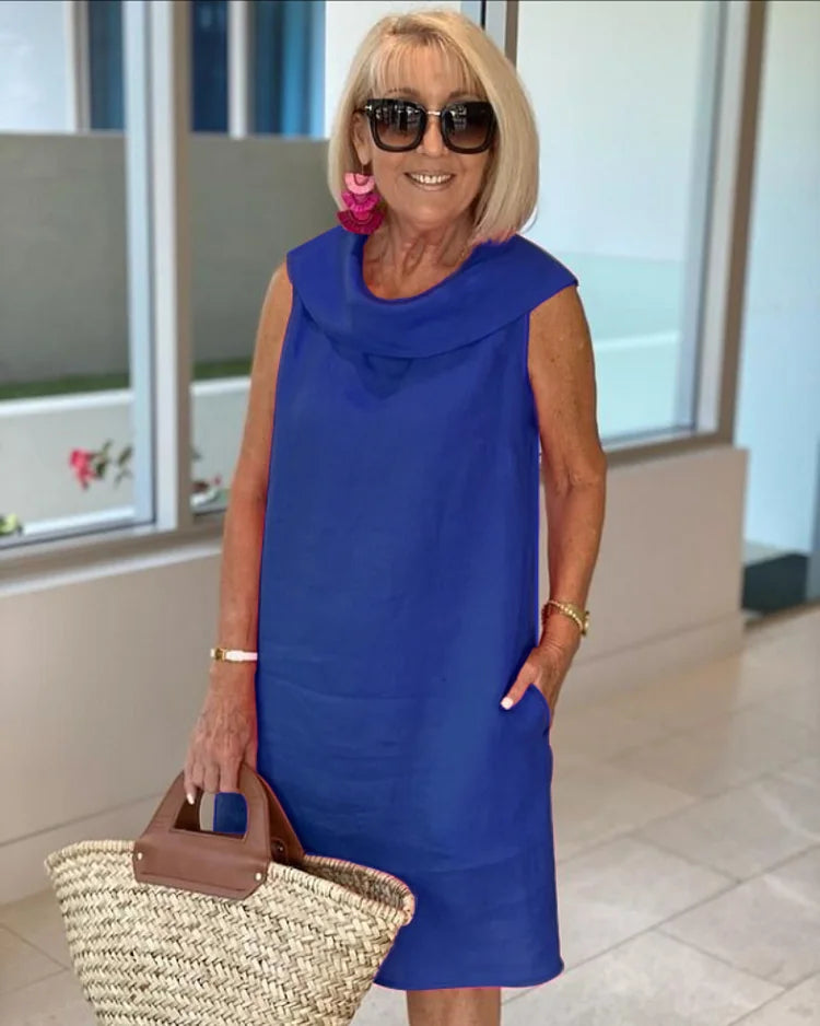 Perla – Sleeveless Tuck Dress with Round Neck